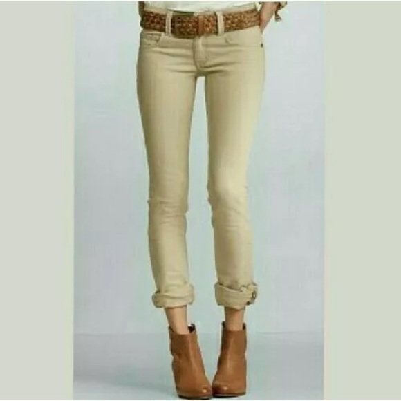 CAbi Denim - CAbi women’s jeans 8. Tan khaki straight leg CAbi Denim - CAbi women’s jeans 8. Tan khaki straight leg